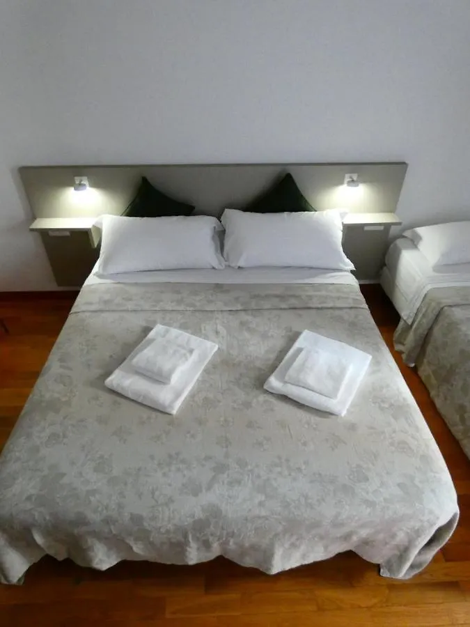 Apartment Nido Stazione Bergamo 2*,  İtalya