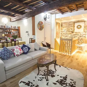 Lägenhet Porta Dipinta House Alta Bergamo