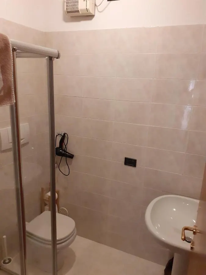 Apartment Nido Stazione Bergamo Pensionat